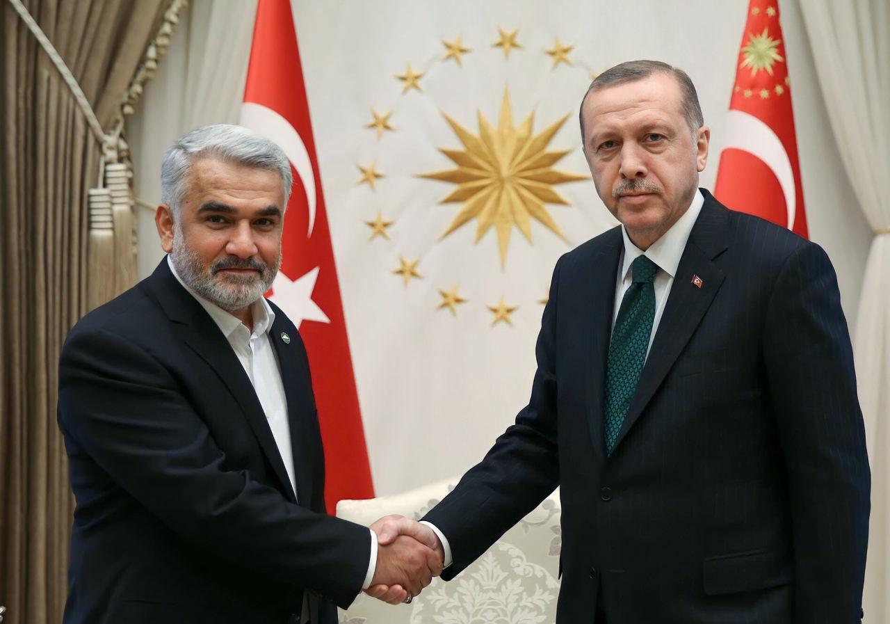 Cumhurbaşkanı Recep Tayyip Erdoğan ve HÜDA PAR Genel Başkanı Zekeriya Yapıcıoğlu'nun görüşmesinden bir kare.