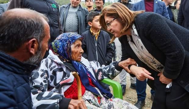 Fatma Şahin, depremden etkilenen köyleri ziyaret etti