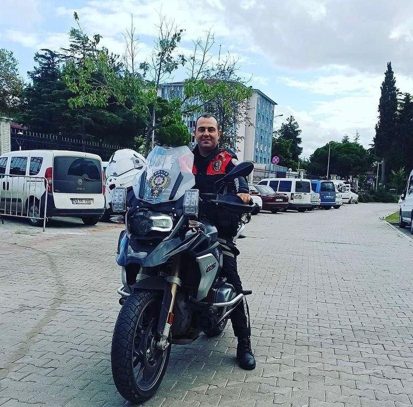 Polis memuru Mustafa Ata Traş şehit oldu.