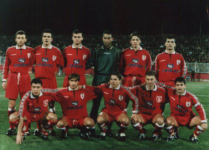 Serkan Aykut, İlhan Mansız, Tümer Metin gibi isimlerin yer aldığı unutulmaz Samsunspor kadrosu (1999-2000)