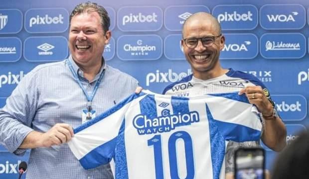 Resmen duyuruldu! Alex de Souza ile yollar ayrıldı