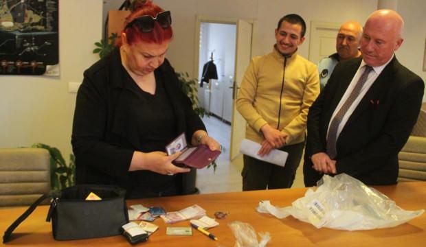 Kaybettiğinin farkında bile değildi, bir gün sonra parasına kavuştu