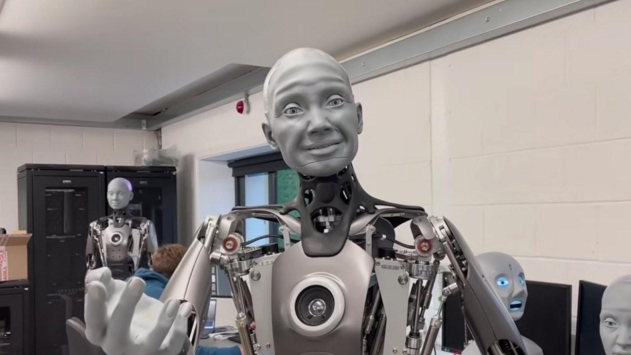Dünyanın ilk insansı robotu Ameca