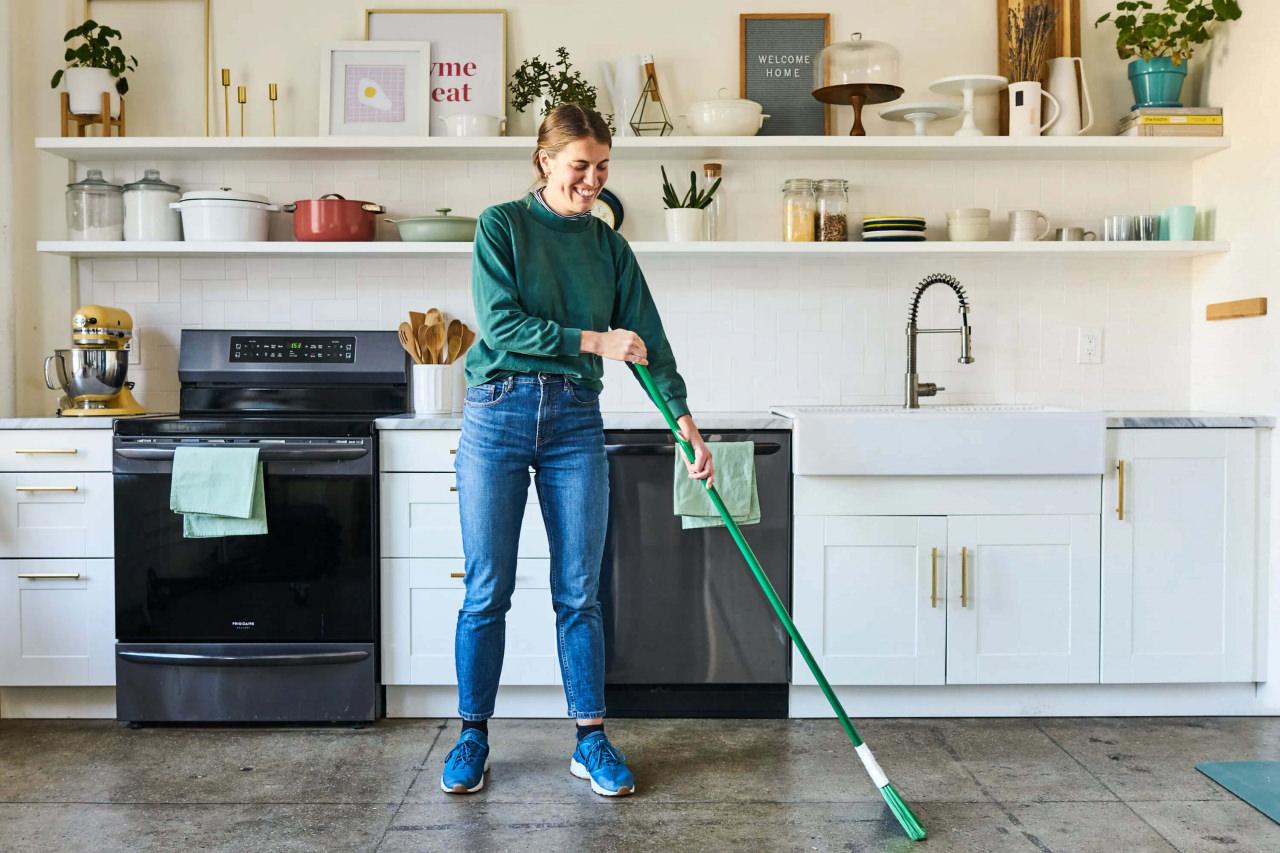 Bir profesyonele göre: Evinizi hızlı ve verimli bir şekilde nasıl temizlersiniz?