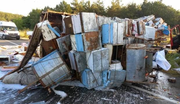 Edirne'de feci olay! Arıcılara tır &ccedil;arptı: 4 &ouml;l&uuml;, 1 yaralı