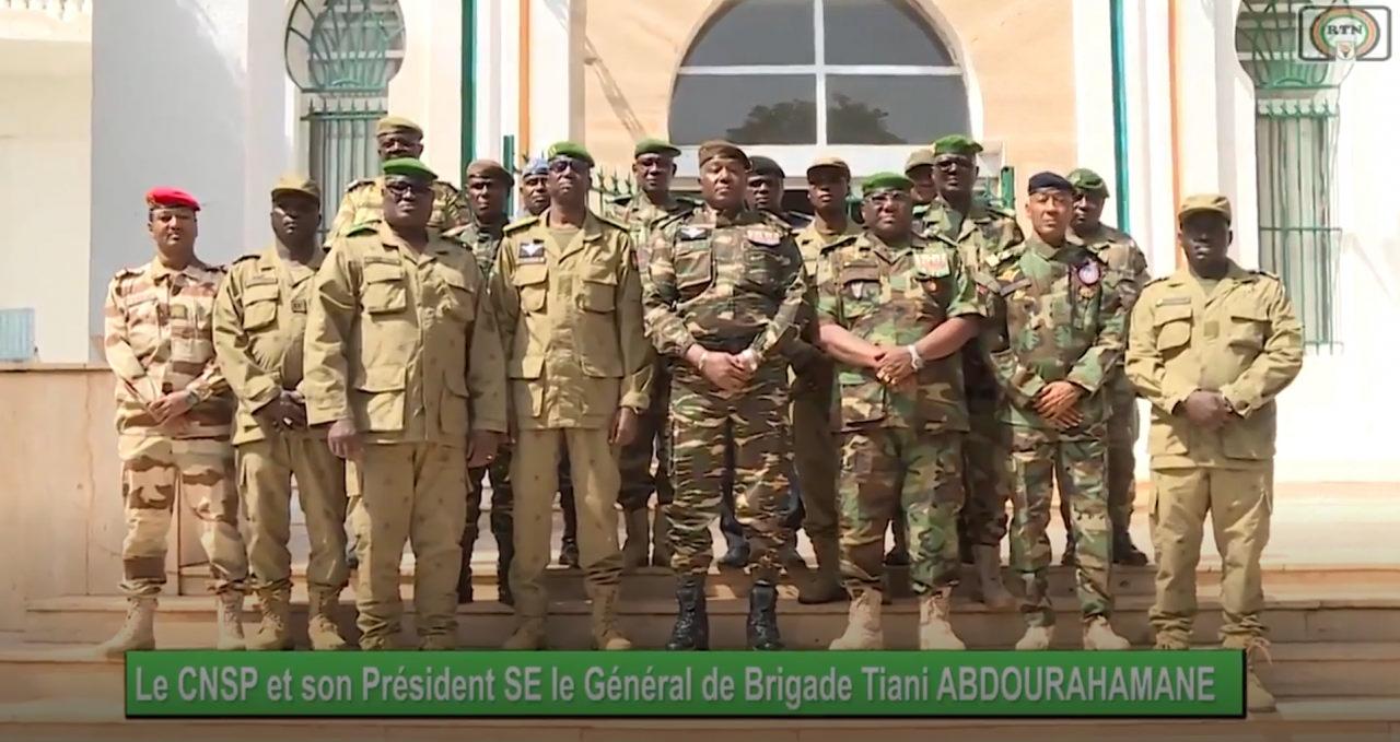 Nijer'de darbeyi yapan üst düzey askerler, kendilerine 