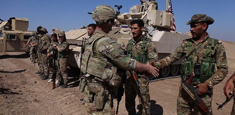 Suriye'de terör örgütü PKK/YPG'nin silahlı eğitimlerini sürdüren ABD ordusu, Haseke ilinin kuzeydoğusundaki Kamışlı ilçesinde teröristlerle ortak silahlı tatbikat düzenledi.