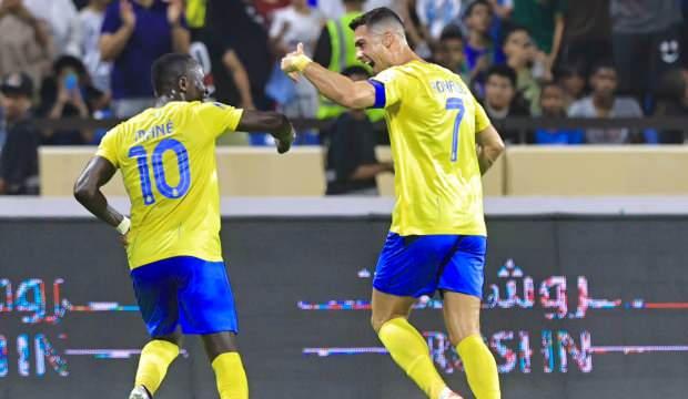 Ronaldo yine şov yaptı! Al-Nassr gol olup yağdı