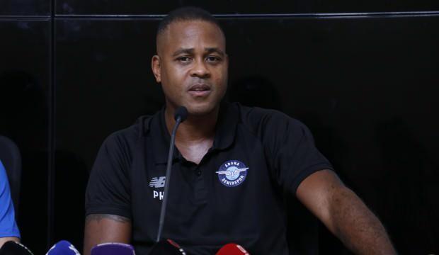 Patrik Kluivert'tan taraftara mesaj!