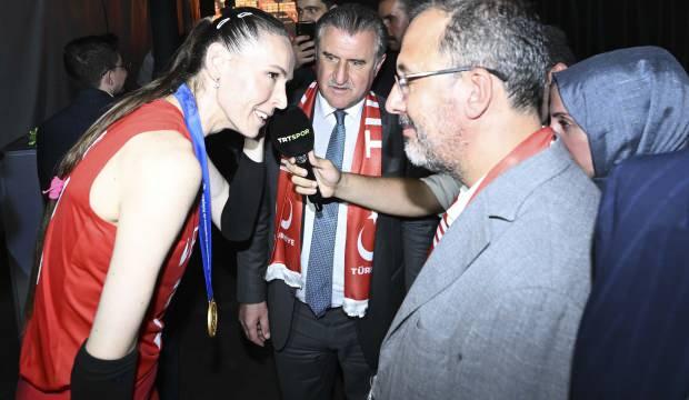 Cumhurbaşkanı Erdoğan, A Milli Kadın Voleybol Takımı'nı tebrik etti