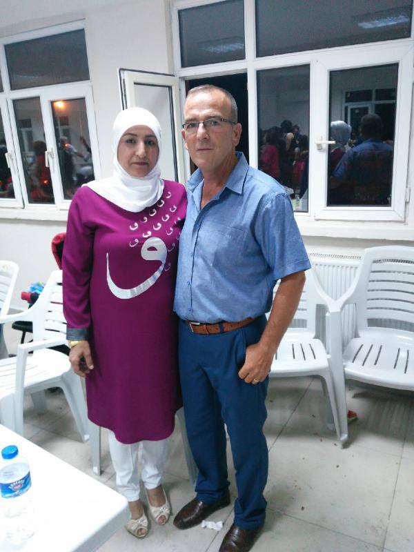 MALATYA'DA SARAMPOLE DEVRİLEN OTOMOBİLDEKİ SÜRÜCÜ HASAN ÇİFTÇİ (SAGDA), EŞİ ZEMZEM ÇİFTÇİ (SOLDA)