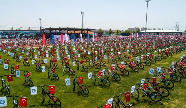 Şahinbey Belediyesi'nden 104 bin öğrenciye bisiklet