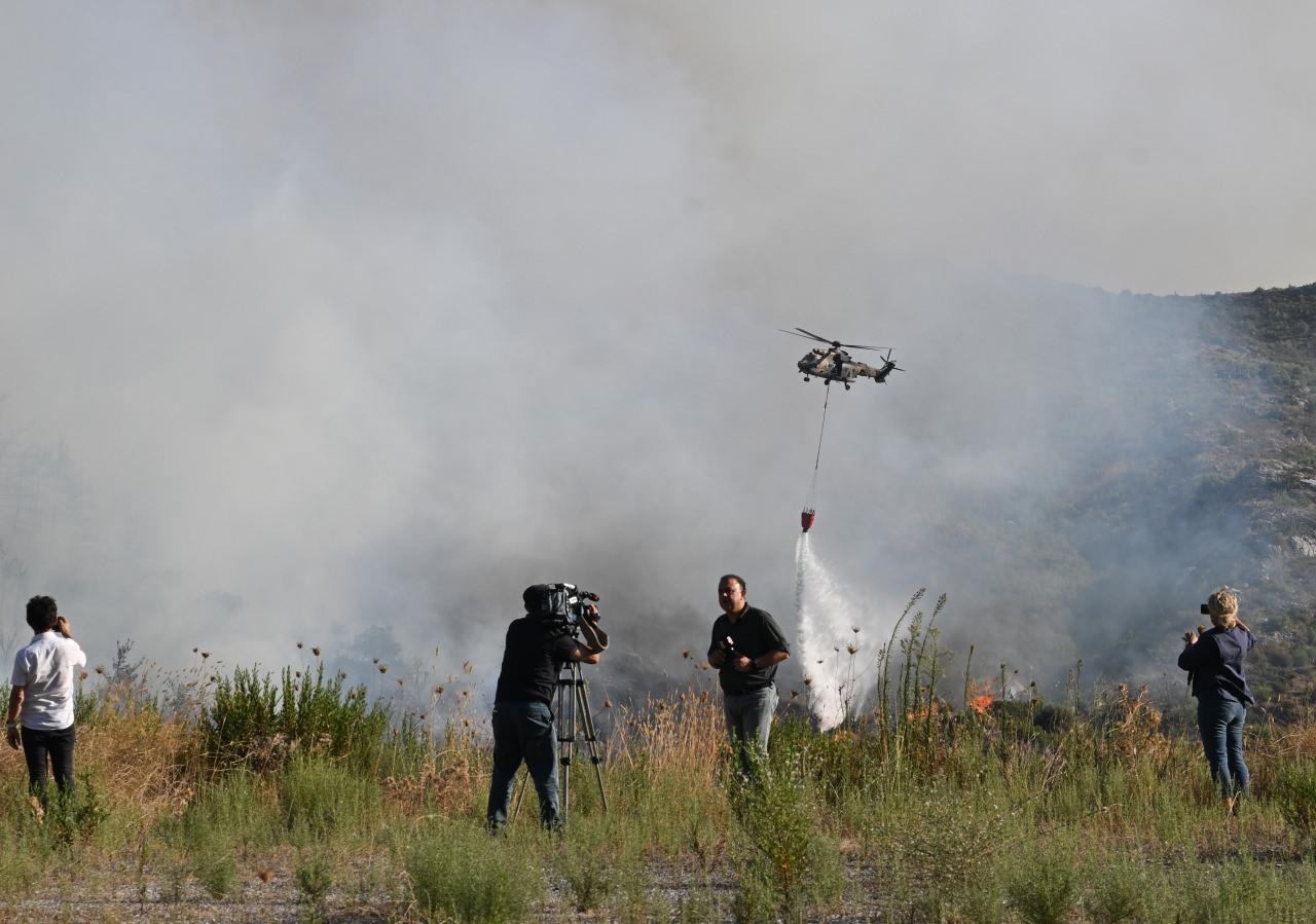 sBnHh 1694910551 7173 - İzmir'de orman yangınına müdahale eden helikopter düştü