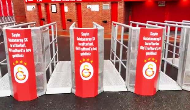 Manchester United'tan Galatasaraylı taraftarlara jest