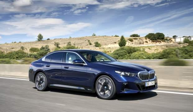  BMW 5 Serisi, Mild Hybrid dizel motorlu yeni BMW 520d xDrive modeli ile  yollara çıkıyor