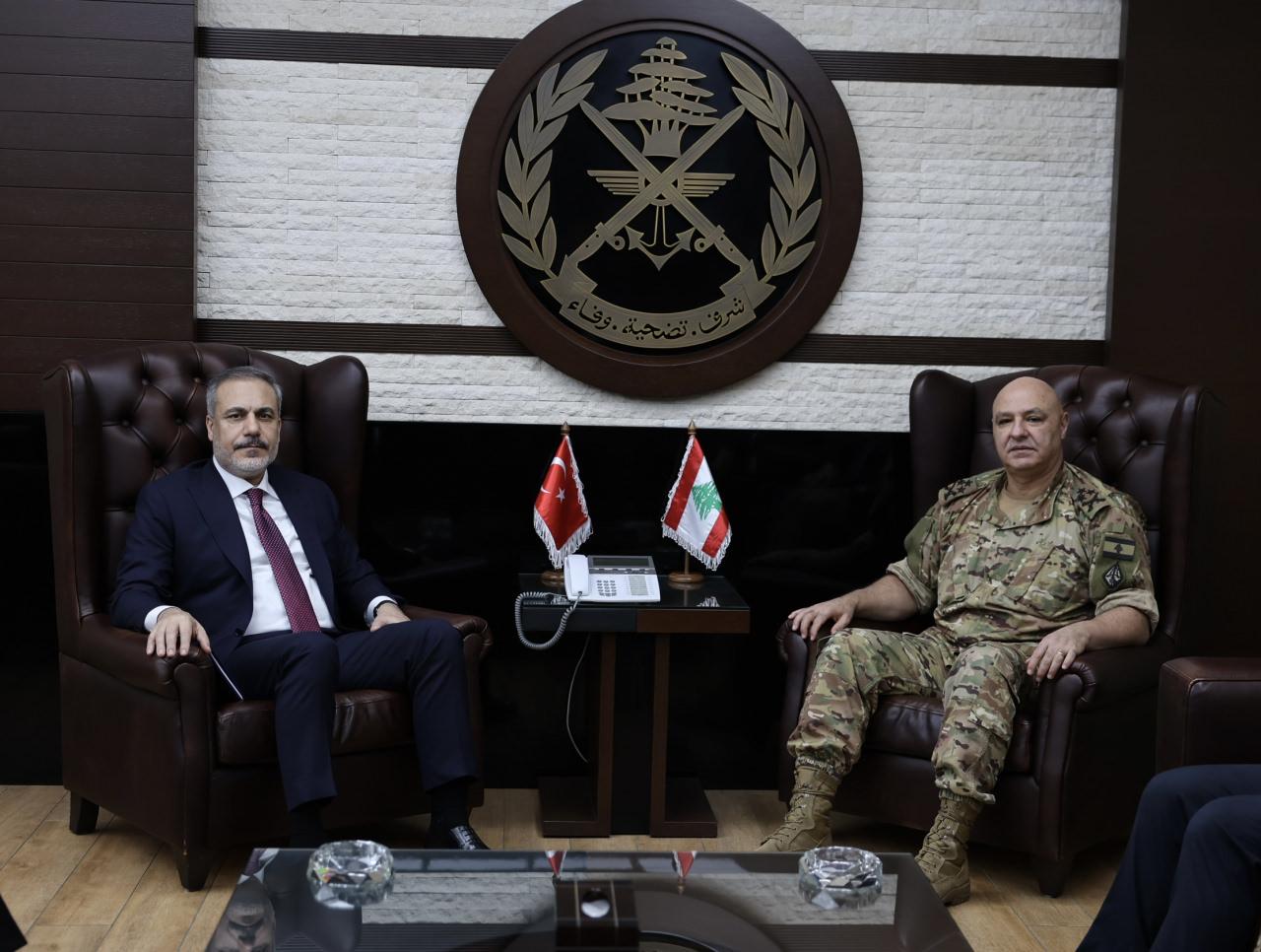 Dışişleri Bakanı Hakan Fidan, Lübnan Genelkurmay Başkanı General Joseph Khalil Aoun’la, Beyrut’ta bir araya geldi.