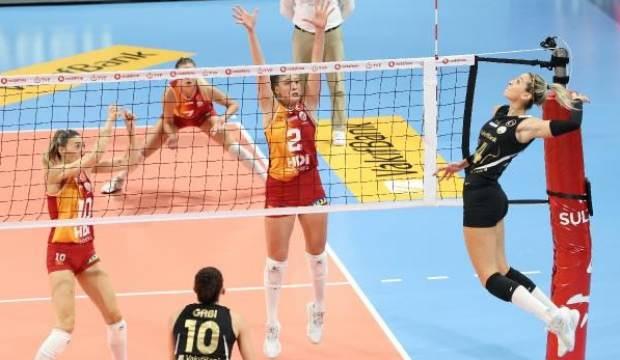 VakıfBank, Galatasaray'a set vermedi