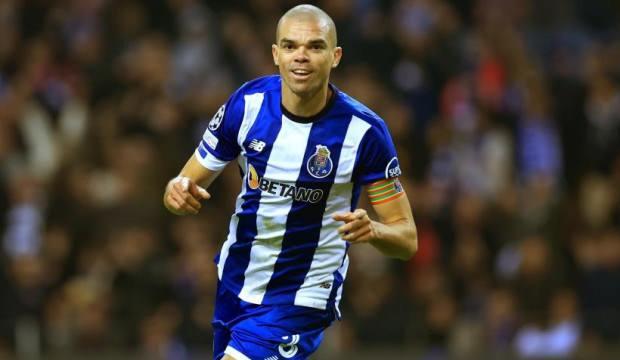 Pepe, Şampiyonlar Ligi tarihine geçti!