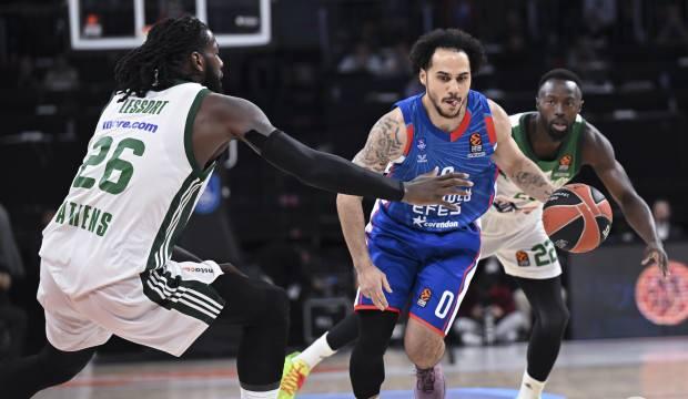 Anadolu Efes Ergin Ataman'ın takımına şans tanımadı