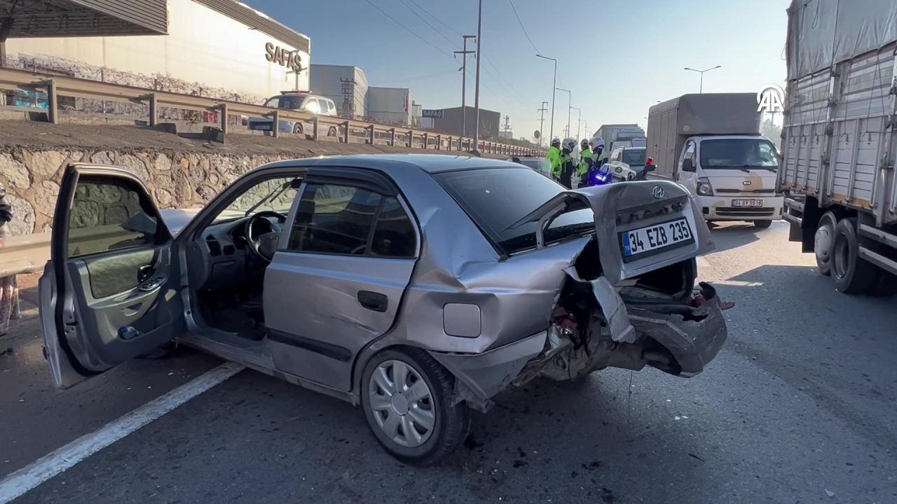 Kocaeli'nde zincirleme trafik kazası! - Resim : 1