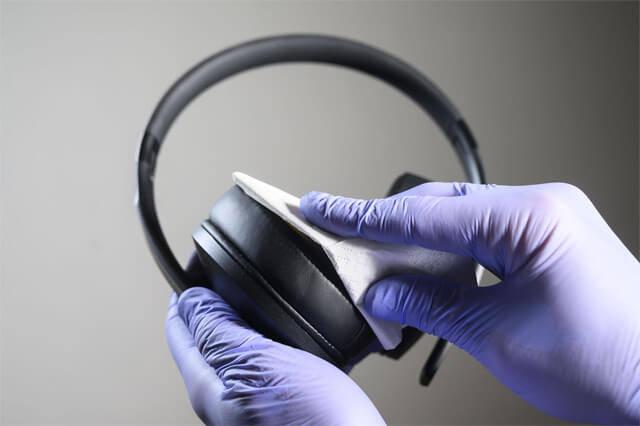 Kulaklık temizleme yöntemleri nelerdir? Kulak üstü kulaklık ve kulak içi kulaklık nasıl temizlenir?