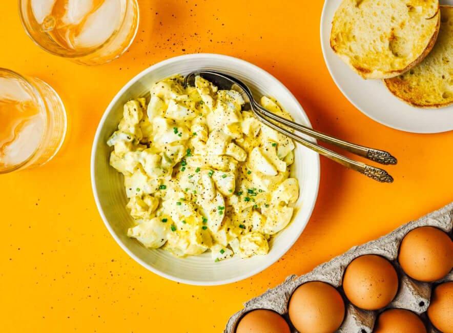 En iyi yumurta salatası tarifi, nasıl yapılır?