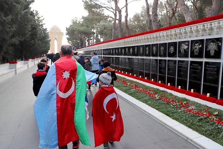Azerbaycan'da Kanlı Ocak kurbanları anıldı.