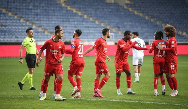 Kupada 6 goll&uuml; d&uuml;ello! Hatayspor farklı turladı