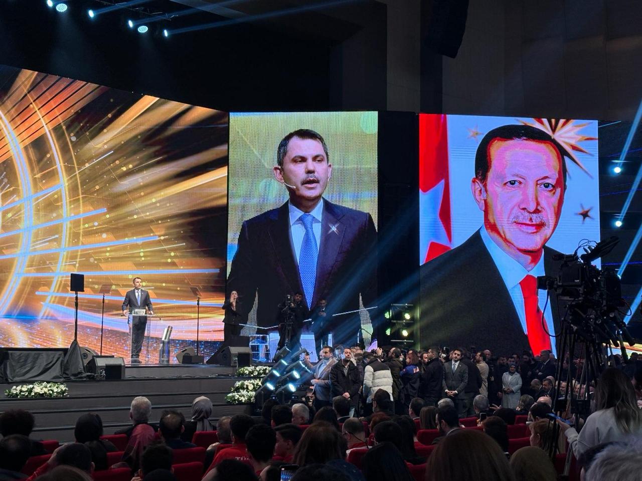 Cumhur İttifakı'nın İstanbul Büyükşehir Belediye Başkan Adayı Kurum, projelerini açıklıyor.