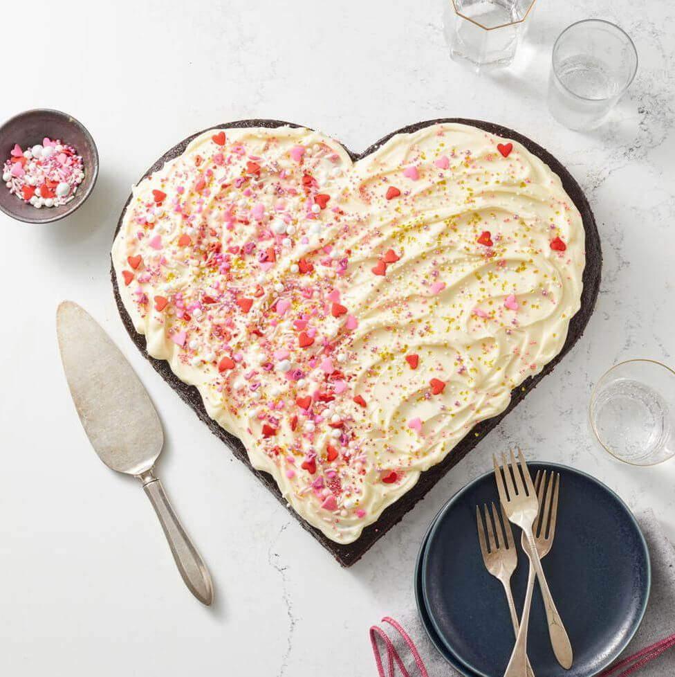 En iyi kalp şeklinde pasta tarifi, nasıl yapılır? En basit ve kolay kalp şeklinde pasta yapımı