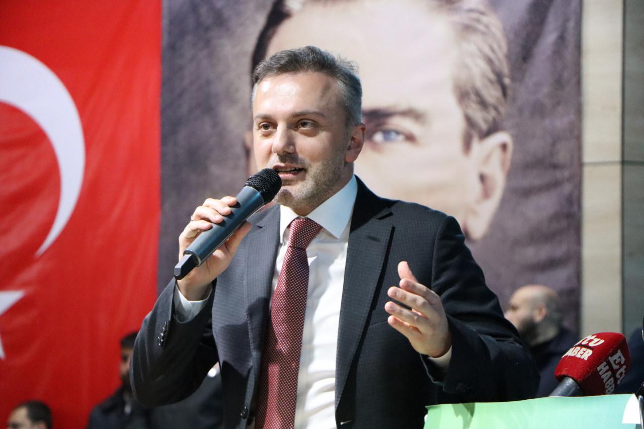 AK Parti Genel Başkan Yardımcısı ve Teşkilat Başkanı Erkan Kandemir.