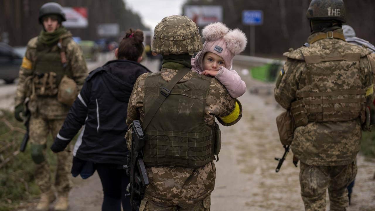 Rusya, savaşta ailelerinden ayrı düşen 11 çocuğu Ukrayna’ya iade etti