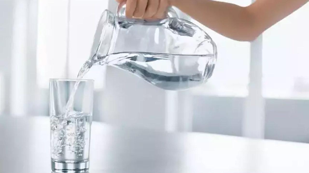 Ne zaman su içilmez? Ne zaman su içmemeliyiz? Zayıflatan su içme teknikleri…