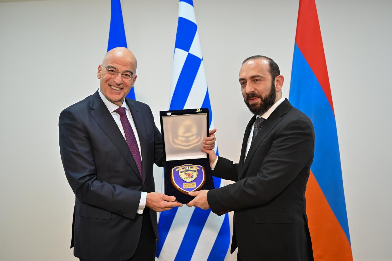 Ermenistan ve Yunanistan'dan savunma alanında işbirliği kararı!