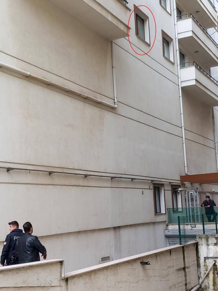 Tekirdağ'da üçüncü kattan düşen bebek hayatını kaybetti