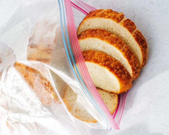 Ekmek nasıl dondurulur? Ekmeği derin dondurucuda saklayarak daha uzun süre taze kalmasını sağlayın!