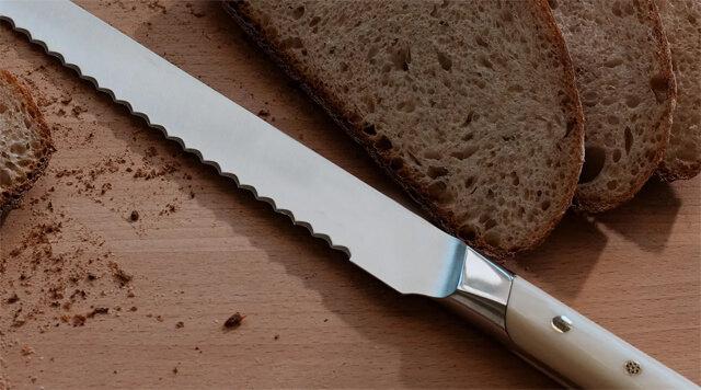 Tırtıklı bıçak nasıl bilenir? Ekmek bıçağı bilemenin en kolay ve doğru yolu