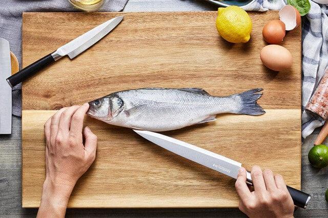 Çiğ balık pişirilmeden önce yıkanır mı? Çiğ balığı pişirmeden önce yıkarsanız....