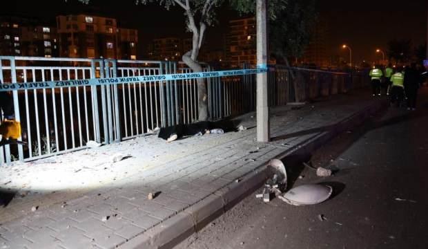 Adana'da 2 genç feci kazada can verdi