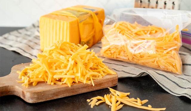Peynirlerin bozulmasını engelleyen ipucu: Peynir dondurulabilir mi? Hangi peynirler buzluğa atılır?