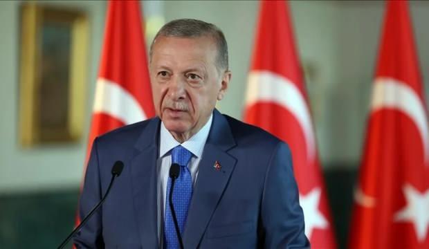 Cumhurbaşkanı Erdoğan'dan İYİ Parti Genel Başkanı Dervişoğlu'na tebrik