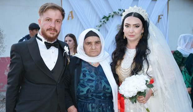 Şırnaklı damatla Ukraynalı gelinin düğününde servet takıldı