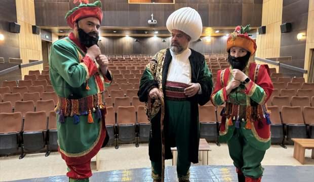 Karamanlı gurbetçi Nasreddin Hoca karakteriyle dünyaya hoşgörü mesajı veriyor