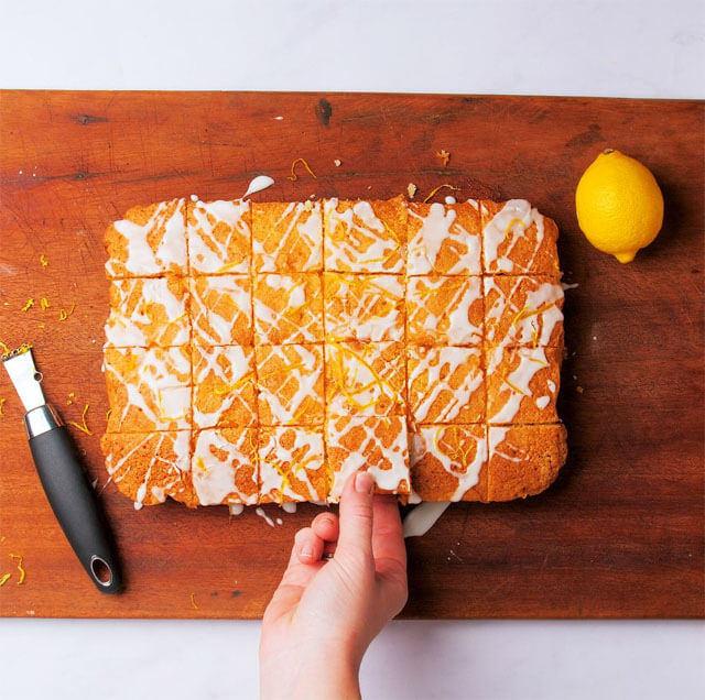 Kendinizi şımartın: Limonlu tepsi keki tarifi, nasıl yapılır?