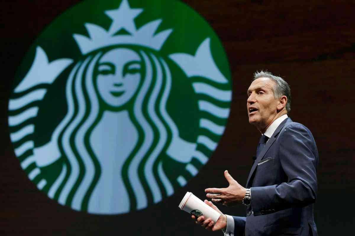 Starbucks Üst Yöneticisi (CEO) Howard Schultz