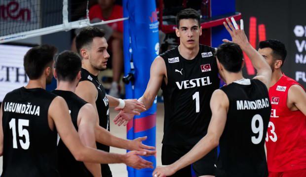 Maçta rekor kırıldı! Filenin Efeleri, Almanya'ya altın sette kaybetti