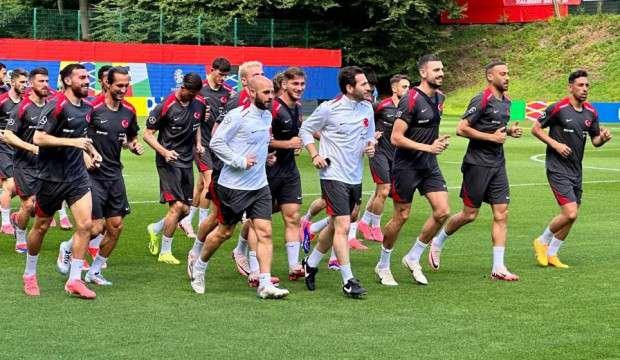 Avusturya mesaisi başladı! Milli Takım'da 3 isim antrenmana katılmadı