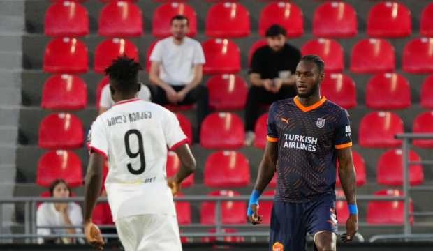 Başakşehir, Tiflis'te tur avantajını 87'de kaptı
