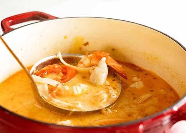 Tom Yum Goong çorbası tarifi nasıl yapılır? Tayland’ın meşhur acılı ekşili çorbası