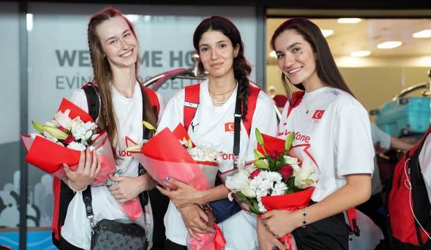 Avrupa şampiyonu Milli Takımımız yurda döndü